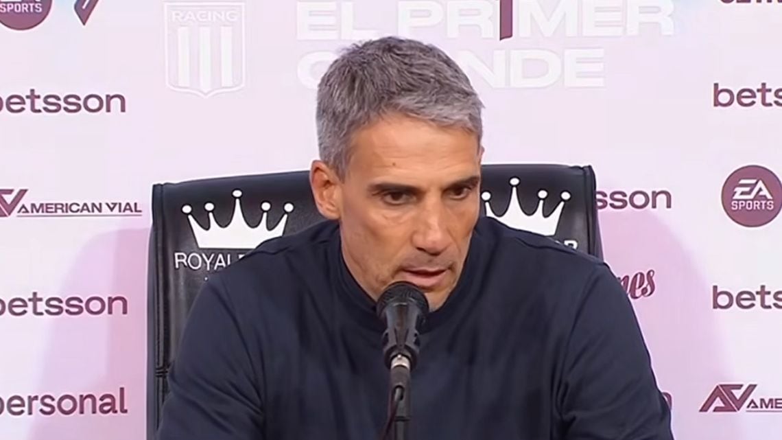 Vojvoda se planta en Racing: se queda, le duele y aguanta los trapos