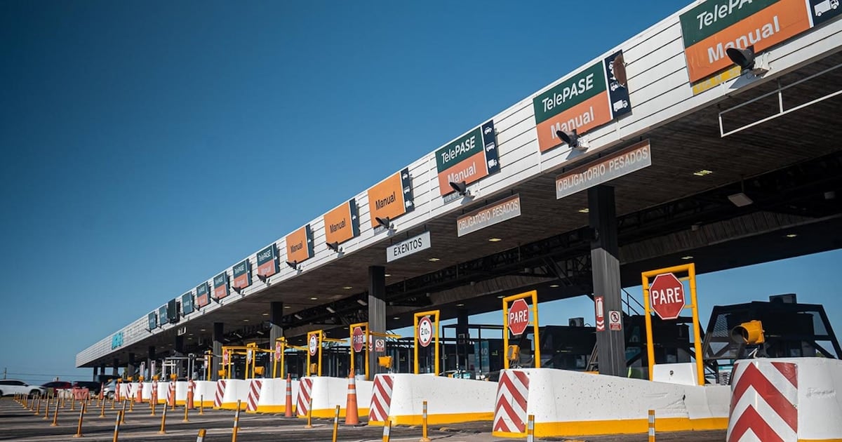 Pasar sin pagar un peaje en la Autopista Buenos Aires-La Plata puede costar más de $684.000: cómo queda la escala de sanciones de AUBASA
