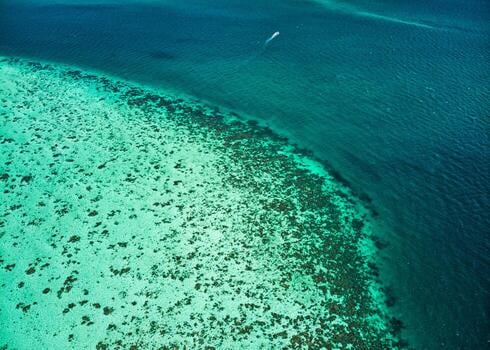 San Pedro, la puerta beliceña al Caribe que se recorre a pie, en carrito de golf y sobre el agua