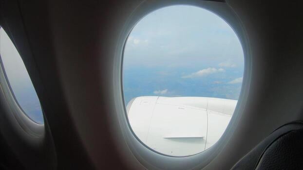 Miedo a volar: la mirada clínica de Conrado Estol para desarmar la ansiedad de un viaje en avión
