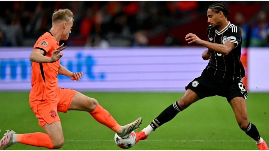 Empate con sabor a poco en la fría: Países Bajos se lo empató a Alemania en el último suspiro y Klopp se fue masticando bronca