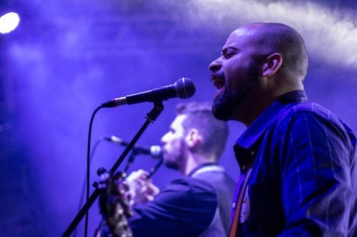 Abel Pintos afina la garganta para el encuentro con León XIV y revive, canto a canto, su propia historia