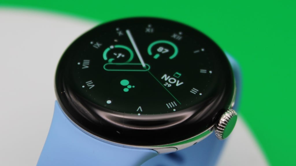 La nueva camada de Pixel Watch 5 mete a Gemini dentro del reloj y le corta la dependencia de la red para lo elemental