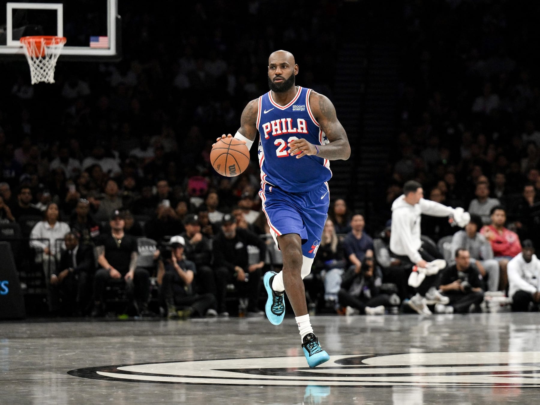 A sus 41 tacos, LeBron se puso la camiseta de los Sixers y Brooklyn le arruinó la noche