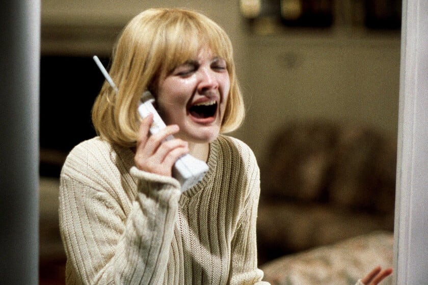 Las lágrimas que Trucco le arrancó a Drew Barrymore en la primera escena de Scream, y la trastada publicitaria que cambió al slasher para siempre
