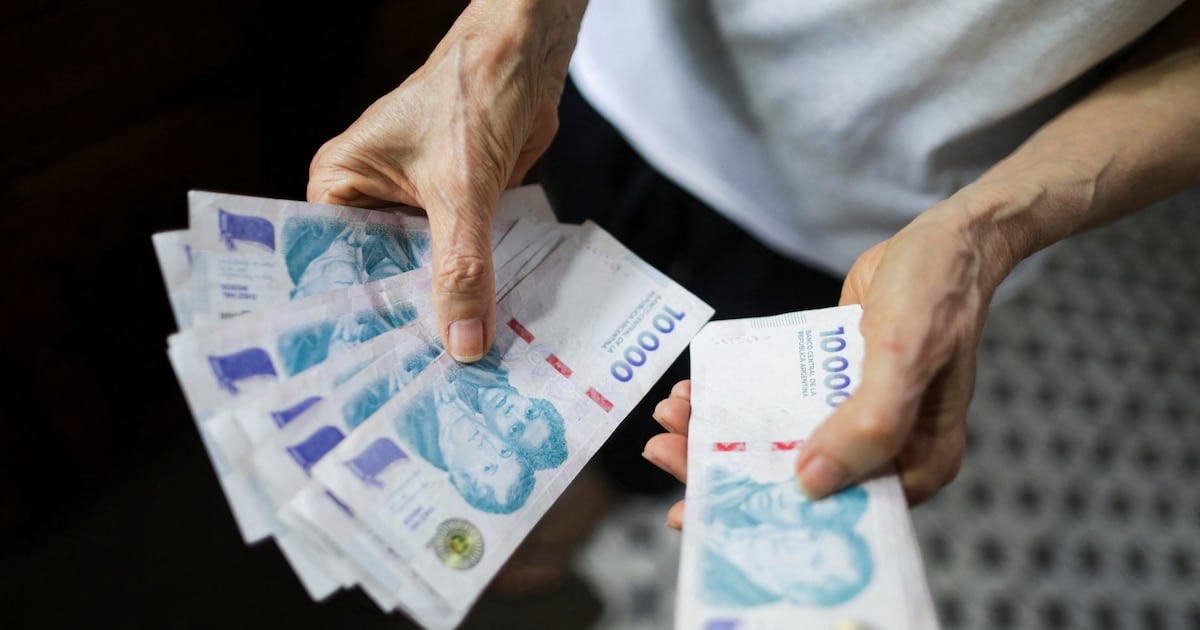 Morosidad con billeteras virtuales: el segmento juvenil es el único donde las fintech superan a los bancos en deuda atrasada