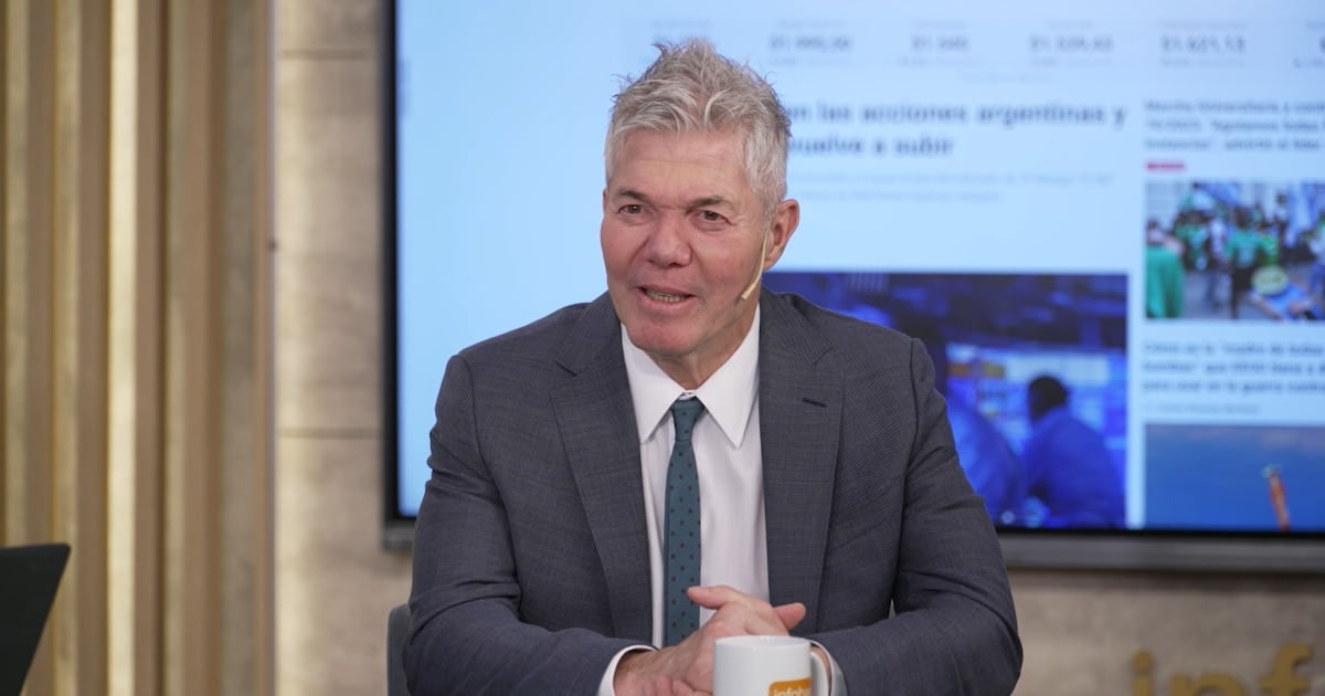 Fernando Burlando y el chip hormonal que lleva dentro hace tres años: la revelación que reavivó el debate sobre la “nueva medicina”