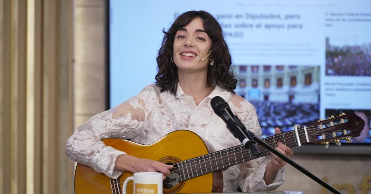 Zoe Gotusso despide un año redondo en el Coliseo con su "Un día de verano"