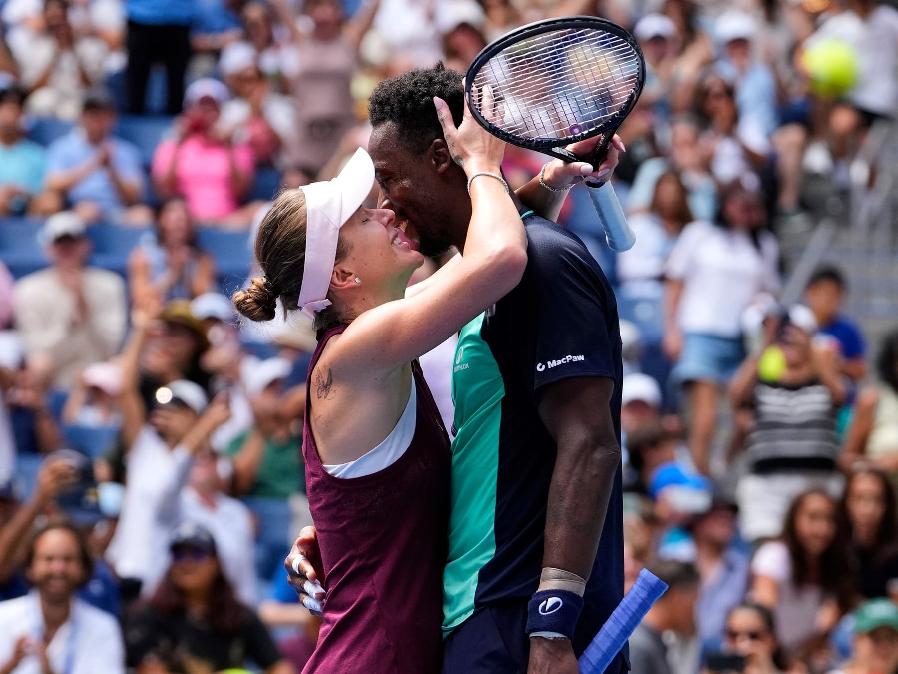 Elina Svitolina le dijo chau a Monfils: la guerra le ganó al amor