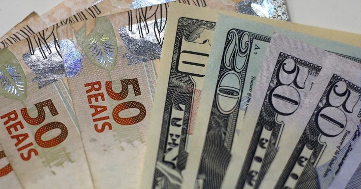 El real brasileño cayó casi 12% tras el balotaje y dejó de comprar servicios en Brasil