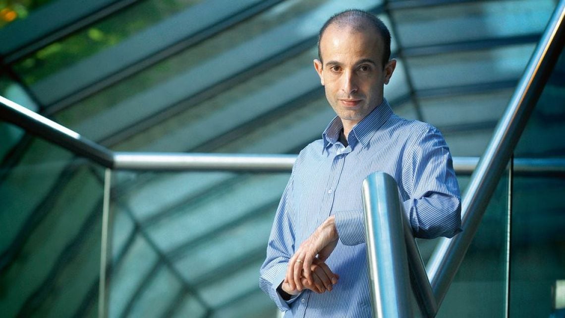 Harari advierte que la inteligencia artificial podría decidir sobre finanzas que ya no entendamos